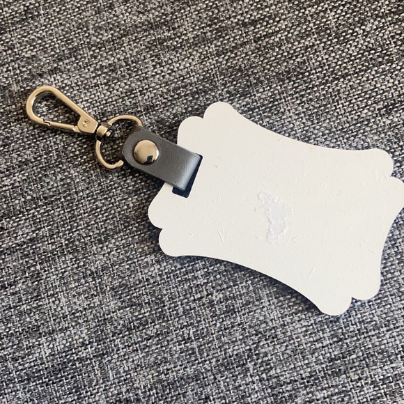 Keychain - Picture 2 of 3